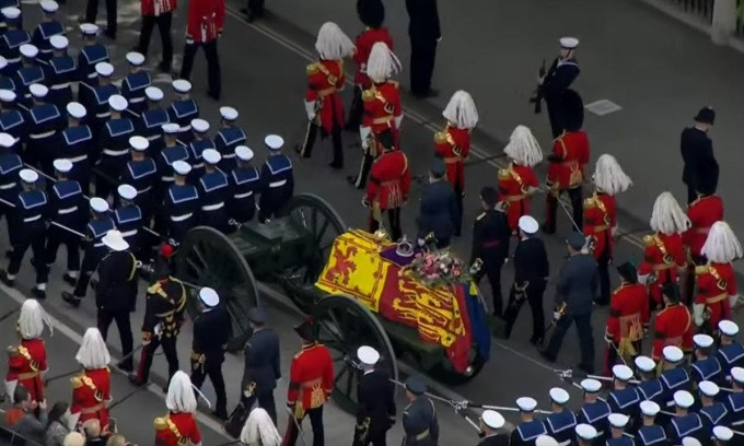 Nước Anh trong khoảnh khắc tiễn biệt Nữ hoàng Elizabeth II