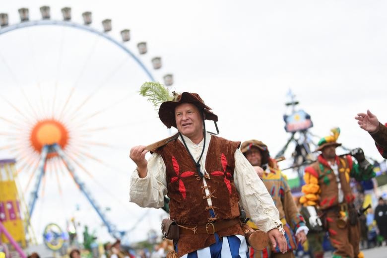 Lễ hội Oktoberfest ‘rầm rộ’ trở lại sau hai năm gián đoạn do dịch Covid 19