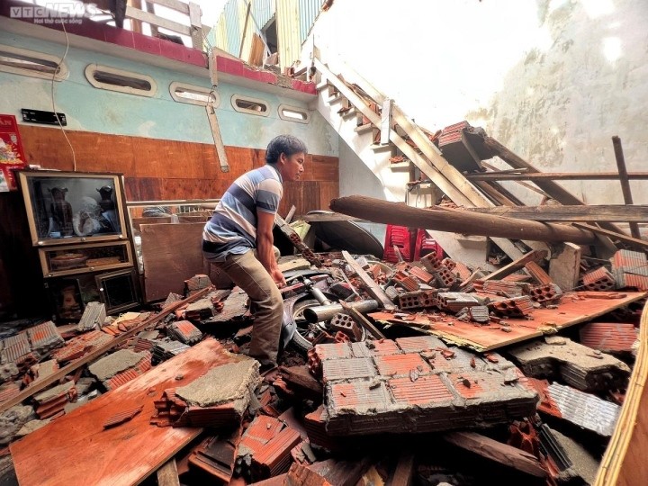 Sức tàn phá 'khủng khiếp' khi bão Noru càn quét miền Trung