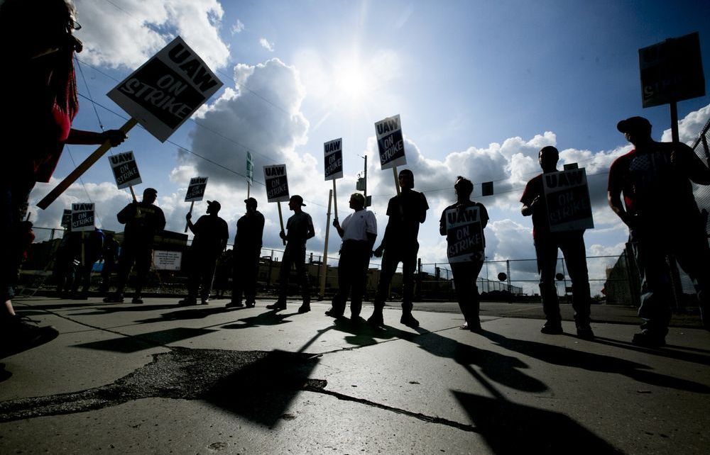 Đình công khiến General Motors thiệt hại khoảng 1 tỷ USD