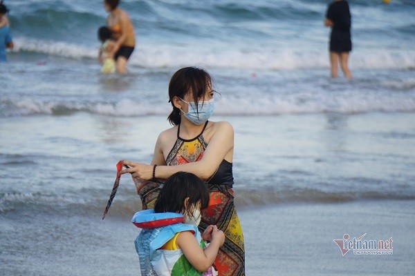 Từ ngày 16/10, Đà Nẵng áp dụng biện pháp thích ứng an toàn theo cấp độ 2. Từ ngày 16/10, Đà Nẵng áp dụng biện pháp thích ứng an toàn theo cấp độ 2.