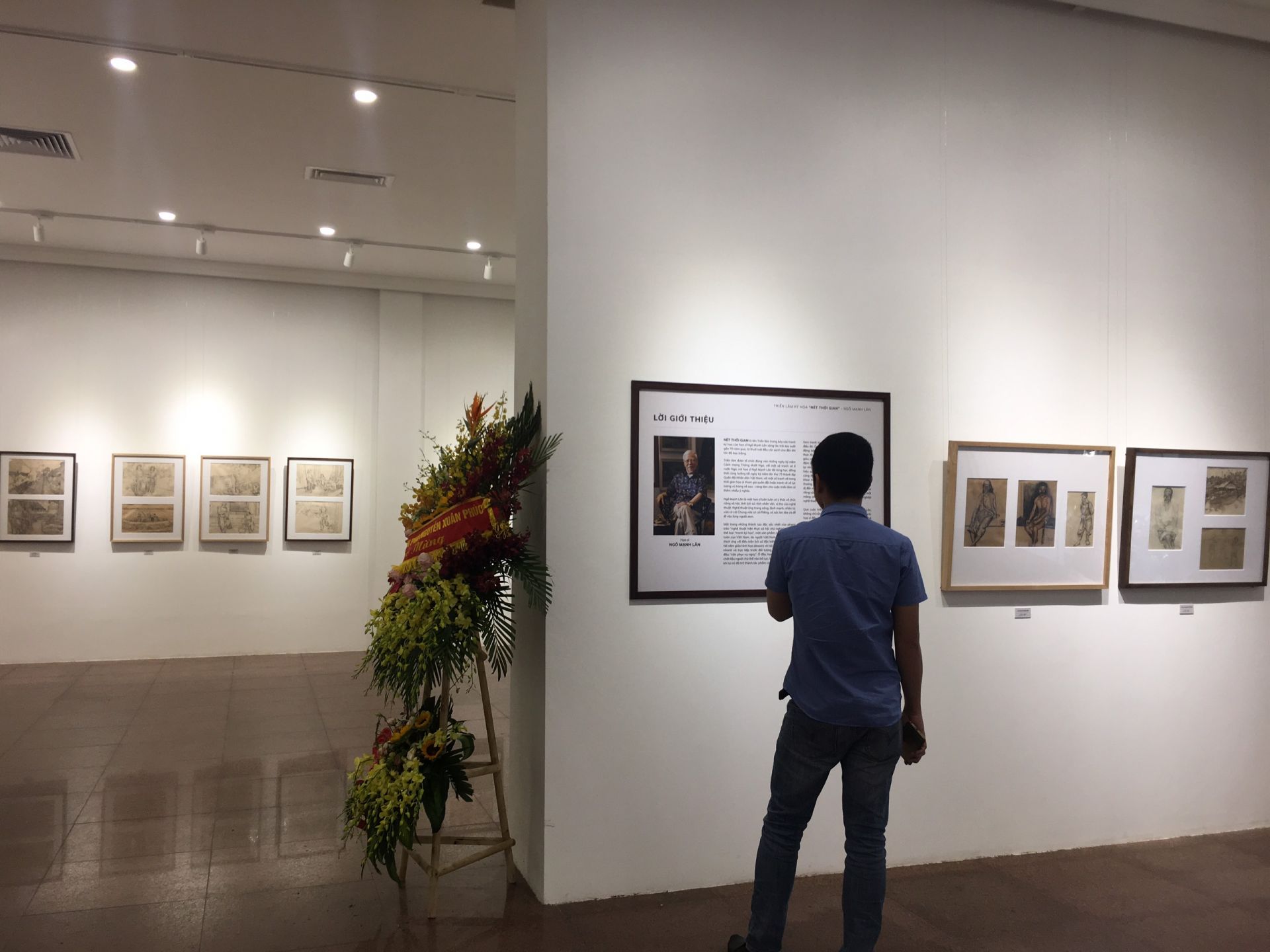 net thoi gian gia tai tranh ky hoa cua hoa sy ngo manh lan