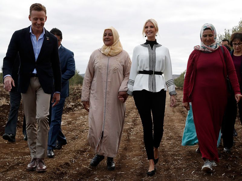 phong cach thoi trang ngoai giao cua ai nu tong thong my ivanka trump tai morocco