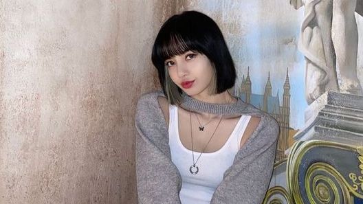 Chỉ một kiểu tóc, Lisa BLACKPINK lại tiếp tục làm cộng đồng netizen xứ Trung 'dậy sóng'