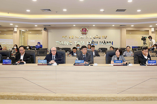  Hình ảnh tại điểm cầu Trung tâm Điều hành Bộ Kế hoạch và Đầu tư. (Nguồn: Báo Thanh tra)