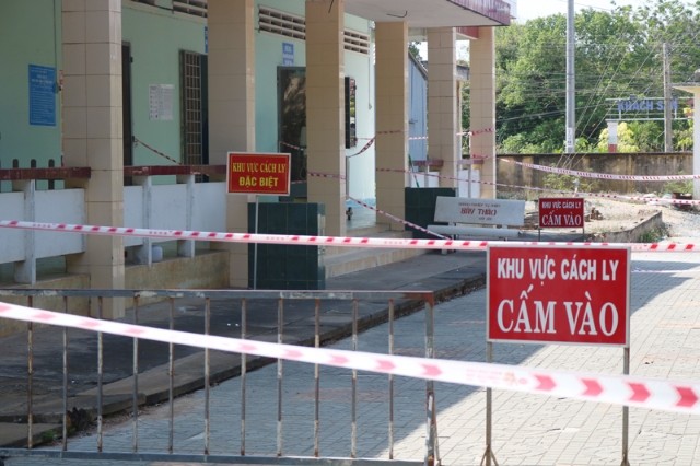 Covid-19 ở Việt Nam: Bến Tre, Quảng Bình có thêm nhiều ca mắc mới, Đồng Nai bắt đầu tiêm vaccine cho trẻ từ 15-17 tuổi Covid-19 ở Việt Nam: Bến Tre, Quảng Bình có thêm nhiều ca mắc mới, Đồng Nai bắt đầu tiêm vaccine cho trẻ từ 15-17 tuổi