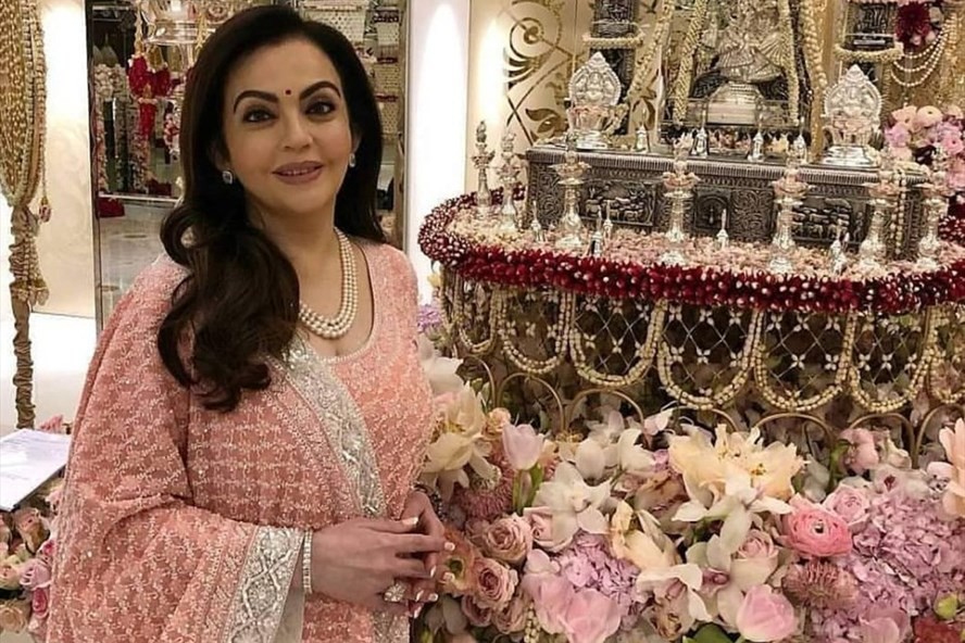 Cuộc sống xa hoa của vợ tỷ phú giàu nhất Ấn Độ Mukesh Ambani