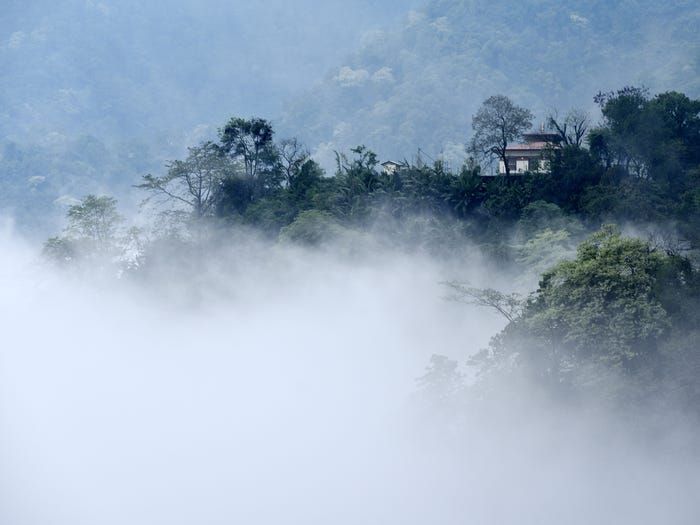Hang Sơn Đoòng là một trong 12 điểm đến ít được khám phá nhất thế giới hang son doong la mot trong 12 diem den it duoc kham pha nhat the gioi