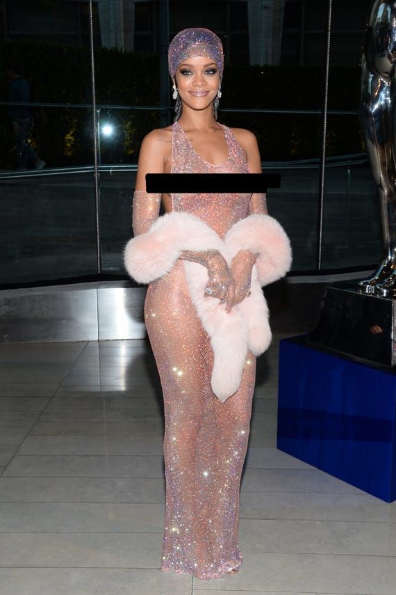 Những chiếc váy huyền thoại của giới thời trang quốc tế (Phần 2)