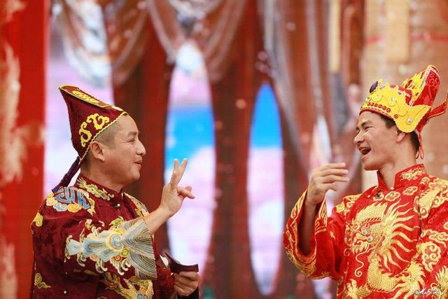 NSƯT Chí Trung cho rằng, sự biến động của đời sống xã hội trong năm 2020 sẽ là chất liệu tốt để xây dựng nên một Táo Quân đa sắc, đa màu. NSƯT Chí Trung cho rằng, sự biến động của đời sống xã hội trong năm 2020 sẽ là chất liệu tốt để xây dựng nên một Táo Quân đa sắc, đa màu.