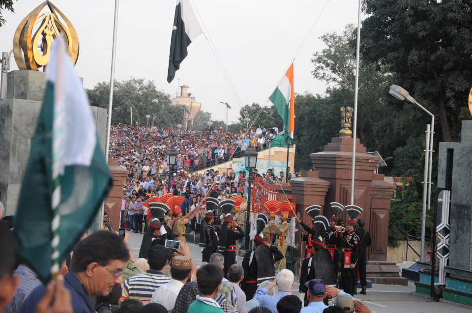 Căng thẳng Pakistan-Ấn Độ: Khi hoạt động Ngoại giao im tiếng cang thang pakistan an do khi hoat dong ngoai giao im tieng