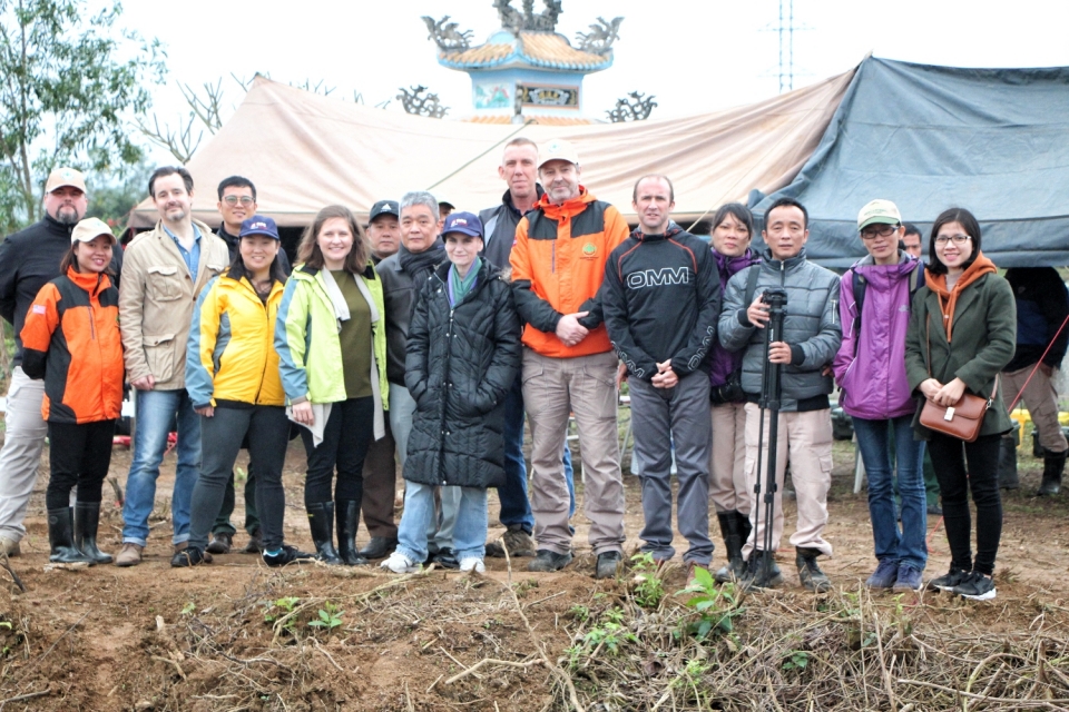 viet my chung tay khac phuc hau qua chien tranh bai 1 suc song noi vung dat chet