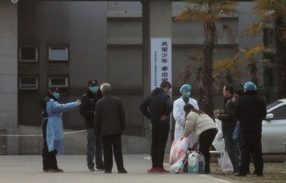 Nối gót Mỹ và Nhật Bản, Pháp điều 2 máy bay sơ tán công dân tại Vũ Hán, Trung Quốc