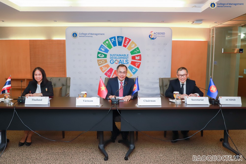 Đại sứ Phan Chí Thành chủ trì Cuộc họp lần thứ 2 của Hội đồng điều hành Trung tâm nghiên cứu và đối thoại về phát triển bền vững ASEAN