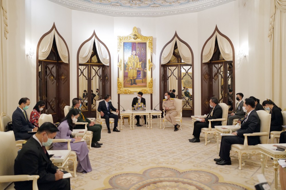 Đại sứ Phan Chí Thành chào xã giao Thủ tướng Thái Lan Prayut Chan-O-Cha