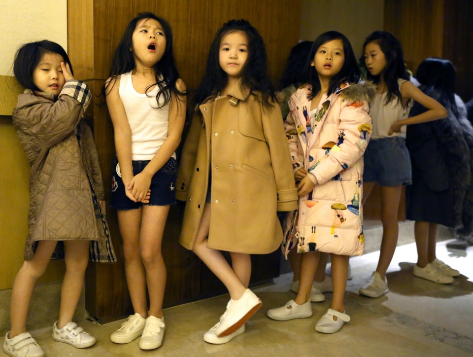 Trung Quốc: Khi ngành “người mẫu nhí” là con dao hai lưỡi trung quoc khi nganh nguoi mau nhi la con dao hai luoi