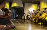 Trung Quốc: Khi ngành “người mẫu nhí” là con dao hai lưỡi