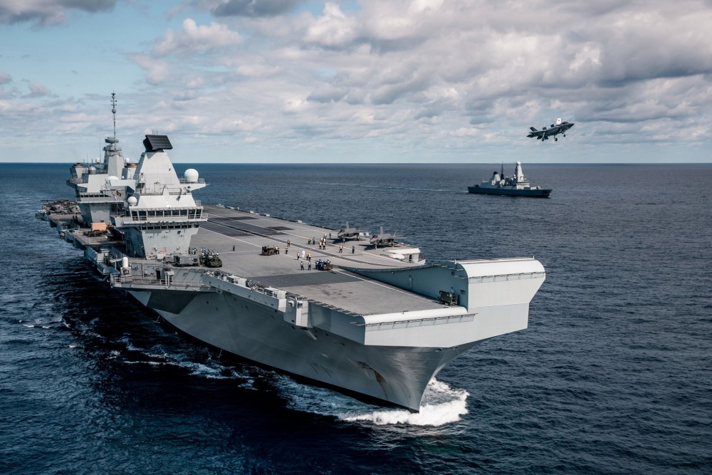 Nhóm tác chiến tàu sân bay HMS Queen Elizabeth của Anh sắp đến Biển Đông Nhóm tác chiến tàu sân bay HMS Queen Elizabeth của Anh sắp đến Biển Đông