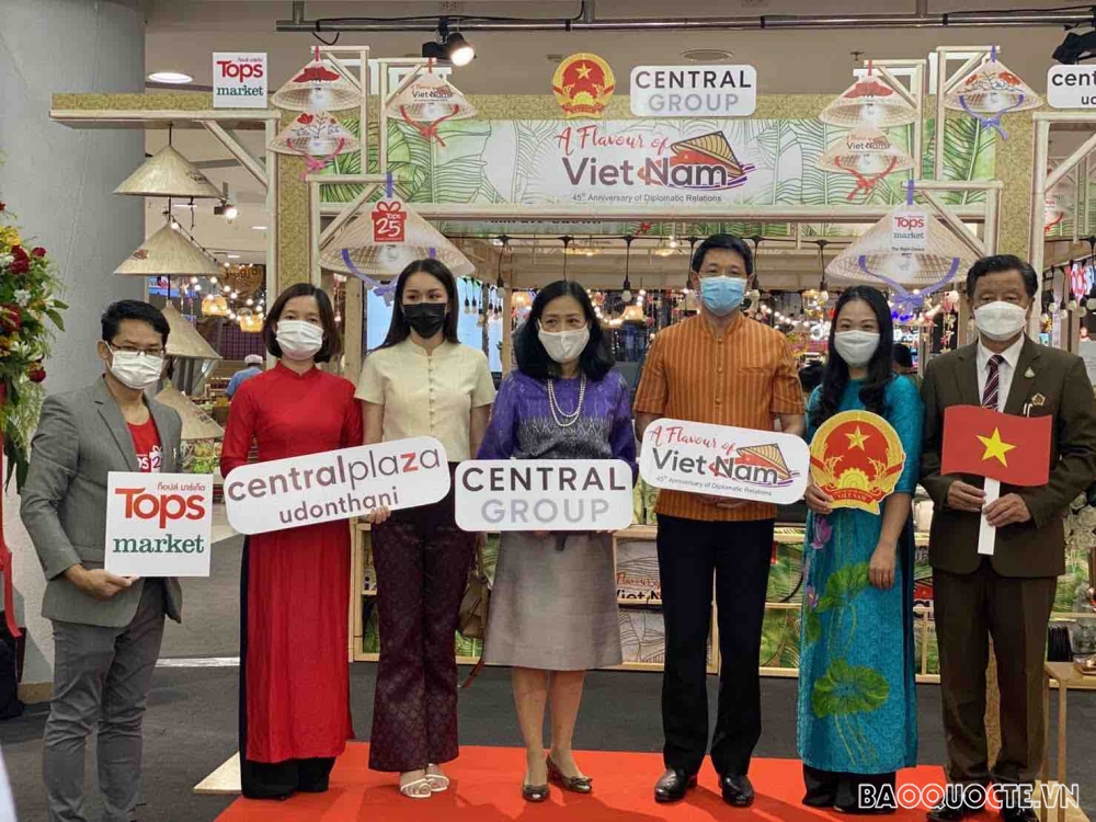 Khai mạc Tuần hàng Việt Nam tại Thái Lan nhân kỷ niệm 45 năm thiết lập quan hệ ngoại giao Việt Nam-Thái Lan