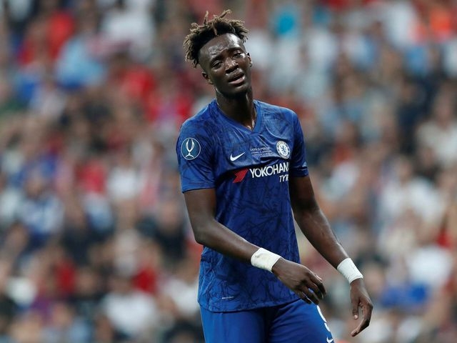 don bay stamford bridge se khien chelsea ngang mat hay cui dau