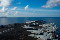 Tàu sân bay Mỹ USS Ronald Reagan chuẩn bị thăm Hàn Quốc