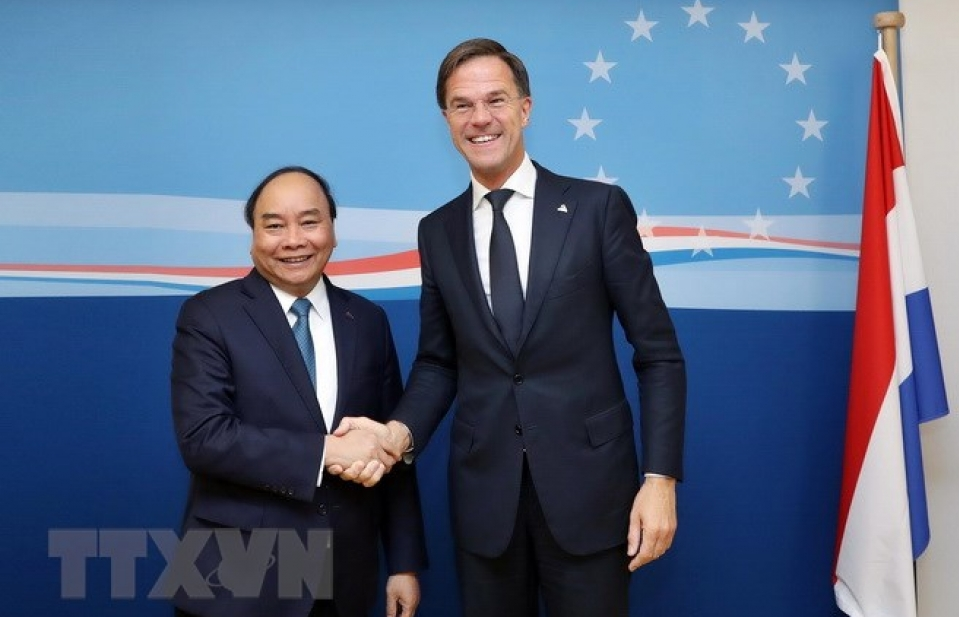 Dày đặc các cuộc tiếp song phương của Thủ tướng nhân Hội nghị ASEM 12