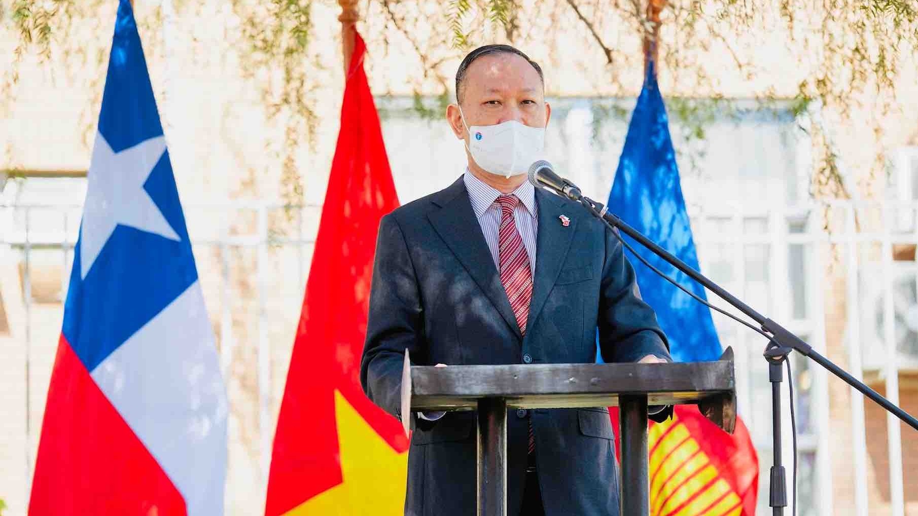 Nhiều hoạt động văn hoá kỷ niệm 50 năm thiết lập quan hệ ngoại giao Việt Nam-Chile tại Santiago