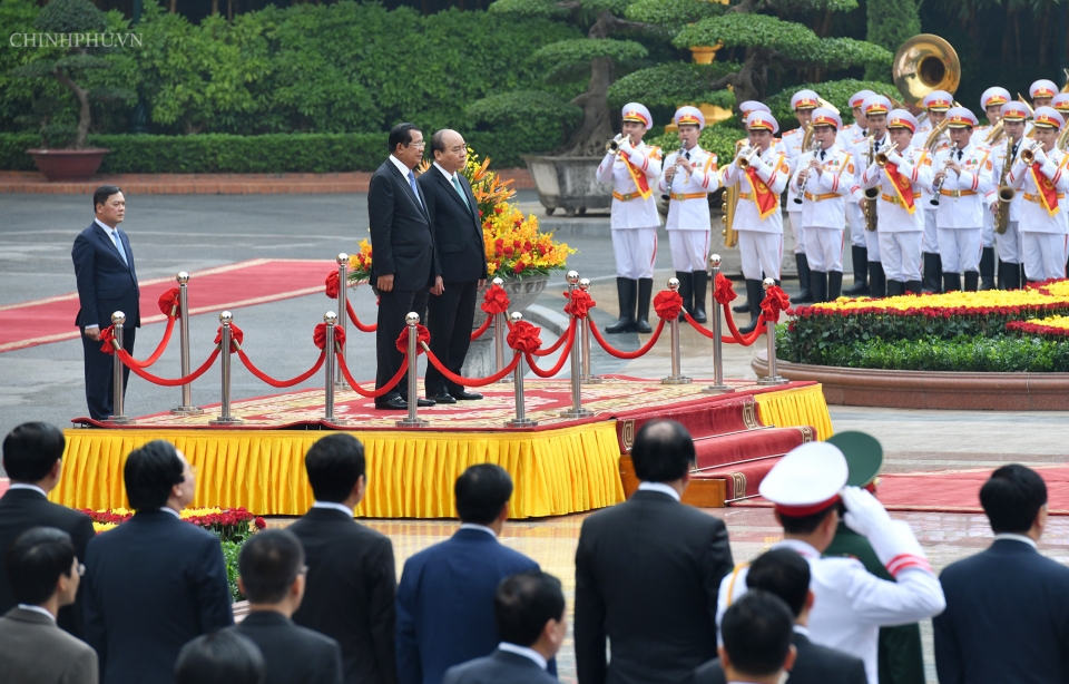Việt Nam - Campuchia sớm đưa chợ biên giới kiểu mẫu vào sử dụng