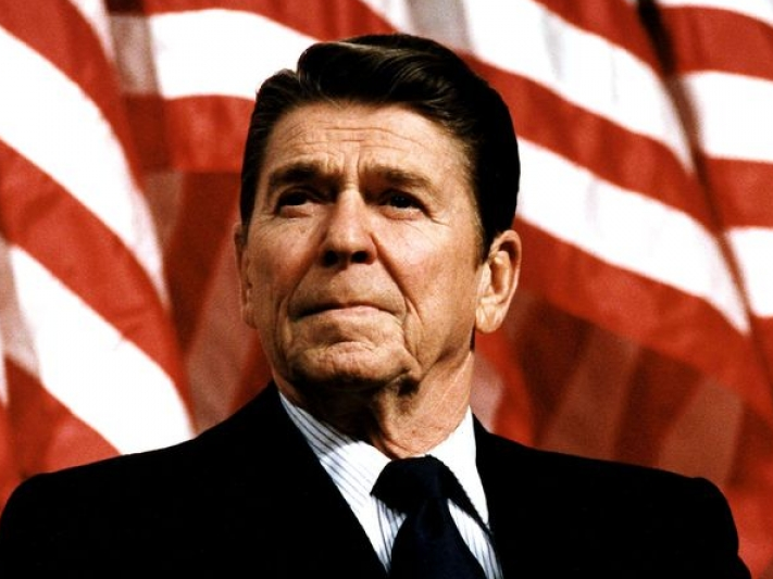 Mỹ: ​Chuyện những ngôi sao "nhảy việc" sang chính trường