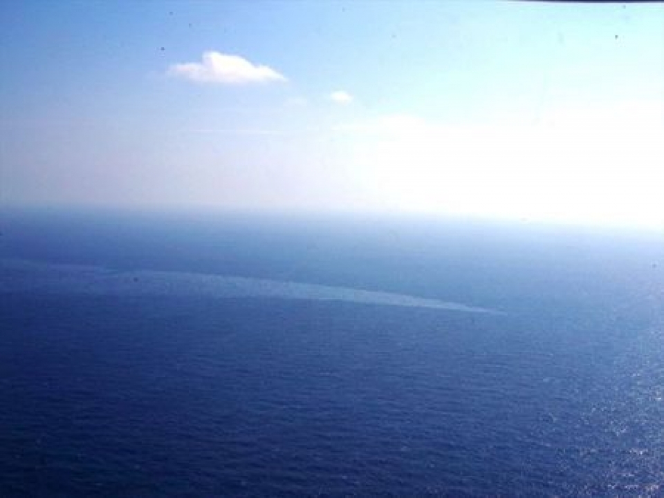 Sự cố đắm tàu chở dầu Sanchi: Số vệt dầu loang tăng nhanh su co dam tau cho dau sanchi so vet dau loang tang nhanh