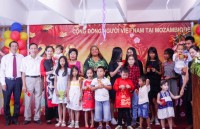 tung bung lien hoan am thuc quoc te lan thu vi