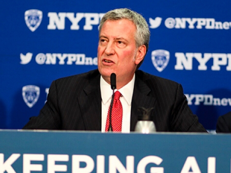 New York trang bị máy quay trên người cho lực lượng cảnh sát