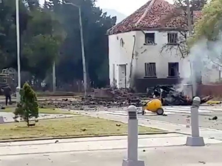 Colombia xác định nghi can đánh bom xe "khủng bố tàn bạo" khiến hơn 70 người thương vong