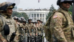 Trước nguy cơ nổ ra biểu tình ủng hộ ông Trump, Lầu Năm Góc có động thái mới?