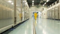 Iran làm giàu uranium: IAEA xác nhận Tehran bắt đầu hành động, EU cảnh báo sự chệch hướng, Israel kêu gọi quốc tế phản ứng kiên quyết
