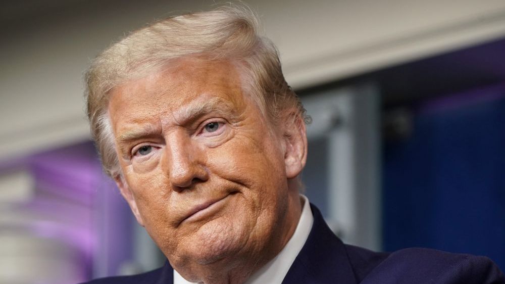 Tin không vui đến dồn dập với Tổng thống Trump - bị Phó tướng Pence 'cự tuyệt', đảng Dân chủ tạm dẫn ở Georgia