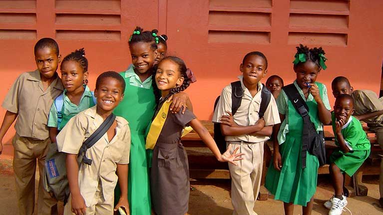 Năm quốc tế về xóa bỏ lao động trẻ em 2021: Xã hội này không có chỗ cho lao động trẻ em tồn tại Năm quốc tế về xóa bỏ lao động trẻ em 2021: Xã hội này không có chỗ cho lao động trẻ em tồn tại