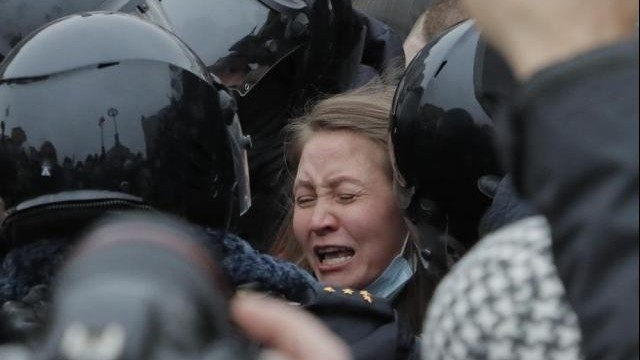 Biểu tình ủng hộ ông Navalny: Pháp lên án Nga, đảng lớn nhất EP ủng hộ trừng phạt Tổng thống Putin