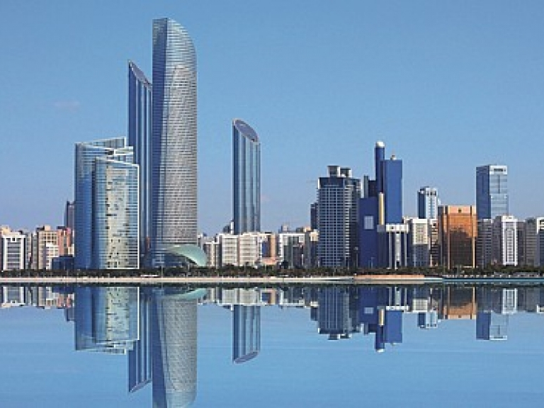 ​Iran hướng hợp tác thương mại sang Qatar và Oman thay thế UAE