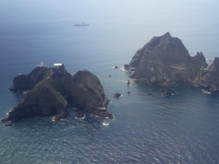 Tranh chấp đảo từ thời chiến tranh, căng thẳng leo thang giữa hai đồng minh Mỹ