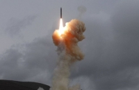 my phat trien vu khi sieu thanh duo i nuo c de ba t ki p nga