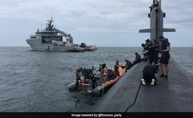 Tàu ngầm tấn công hạt nhân của Pháp tuần tra bất thường ở Biển Đông