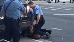 Vụ sát hại công dân da màu George Floyd: Ba cựu cảnh sát Mỹ bị cáo buộc vi phạm quyền công dân