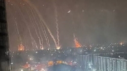 Ukraine báo động nguy cơ Kiev bị tấn công, tin tưởng Nga sẽ đàm phán, Pháp sẵn sàng làm trung gian