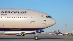 Nga phản đòn, tuyên bố cấm cửa hàng không Anh