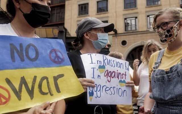Quyết định đàm phán vô điều kiện cùng Nga, Ukraine tuyên bố không đầu hàng. (AFP)