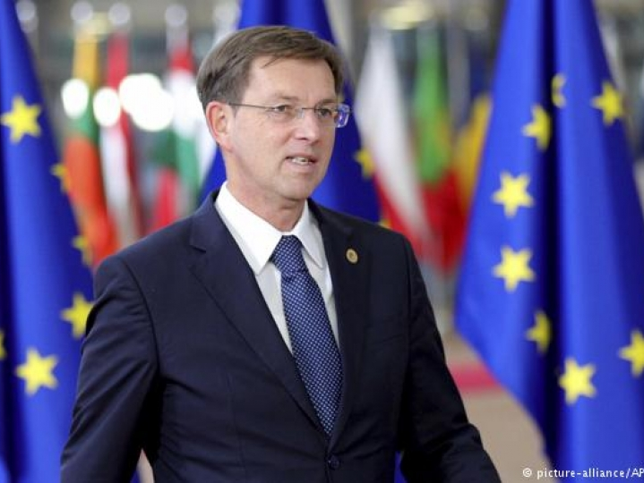 ​Thủ tướng Slovenia từ chức