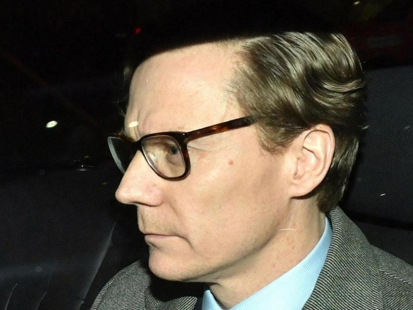 Vụ Facebook bị rò rỉ thông tin: Điều tra CEO Cambridge Analytica