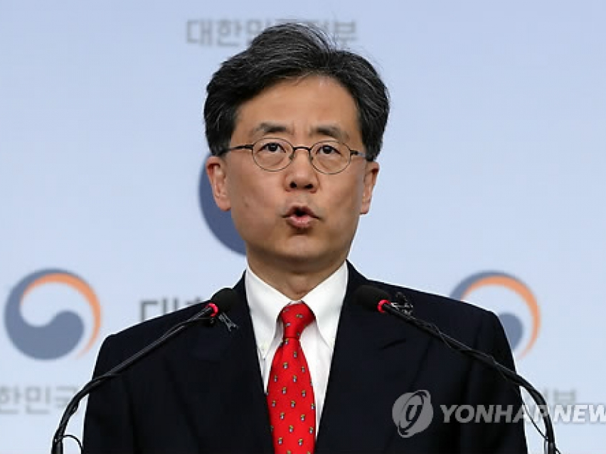 ​Hàn Quốc mở cửa thị trường ô tô cho Mỹ để được miễn trừ thuế thép