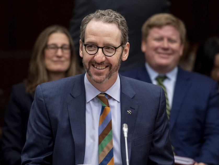 Giữa bê bối SNC-Lavalin, Thủ tướng Canada J.Trudeau có thêm người bênh vực